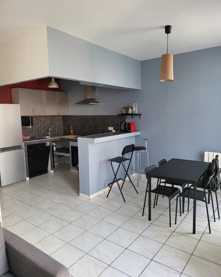 Apartamento Le T3 A 600Metre Du Vieux Port Proche De La Gare Marsella Exterior foto